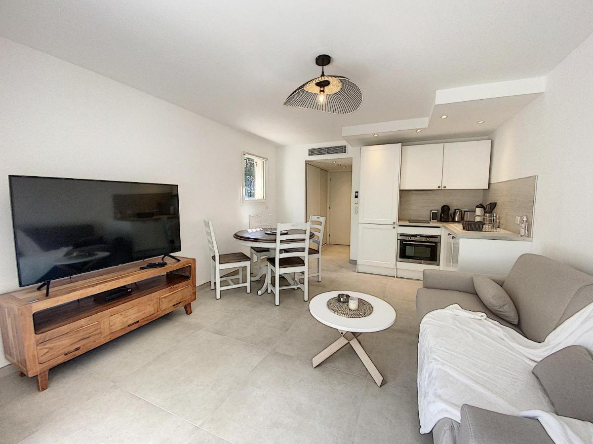 Superbe Appartement Au Coeur Du Cap D'Antibes Buitenkant foto