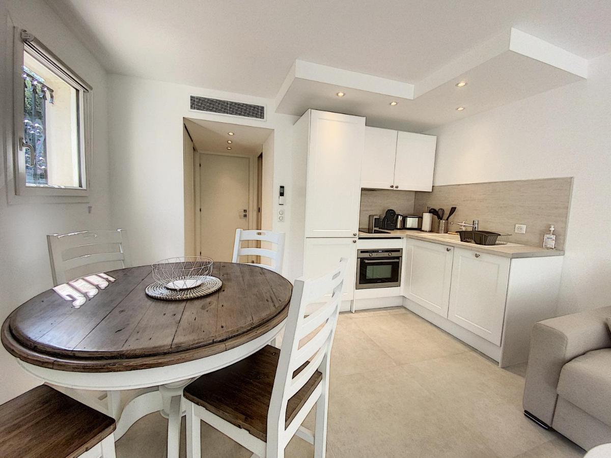 Superbe Appartement Au Coeur Du Cap D'Antibes Buitenkant foto